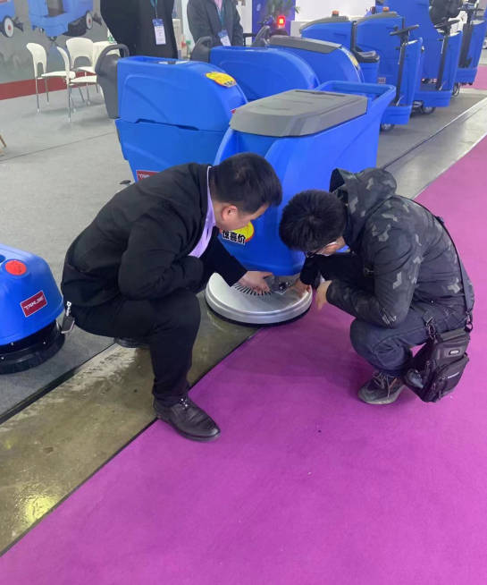 德阳小型电动洗地机是否适合用于环卫保洁