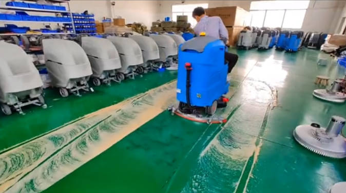 德阳2023年还在用人工的物业保洁不妨试试洗地机吧